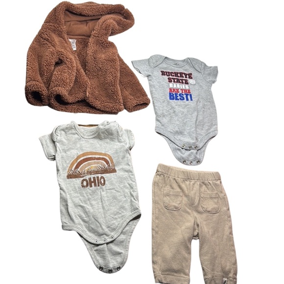 Baby Boy Clothing Bundle - 3 Months: Includes Rompers Onesies Play Suits & Pants - Picture 3 of 6
